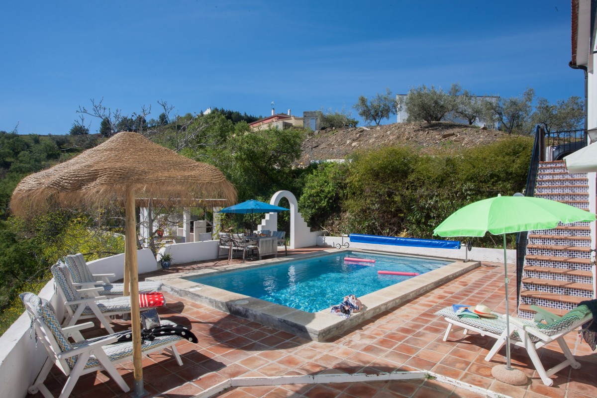 Casa Feliz: een heerlijk huis met verwarmd prive zwembad en een super uitzicht in het zuiden van Spanje. header afbeelding