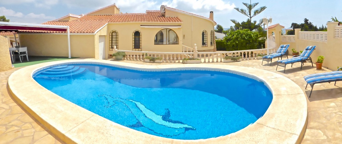 Luxe villa met prive zwembad header afbeelding