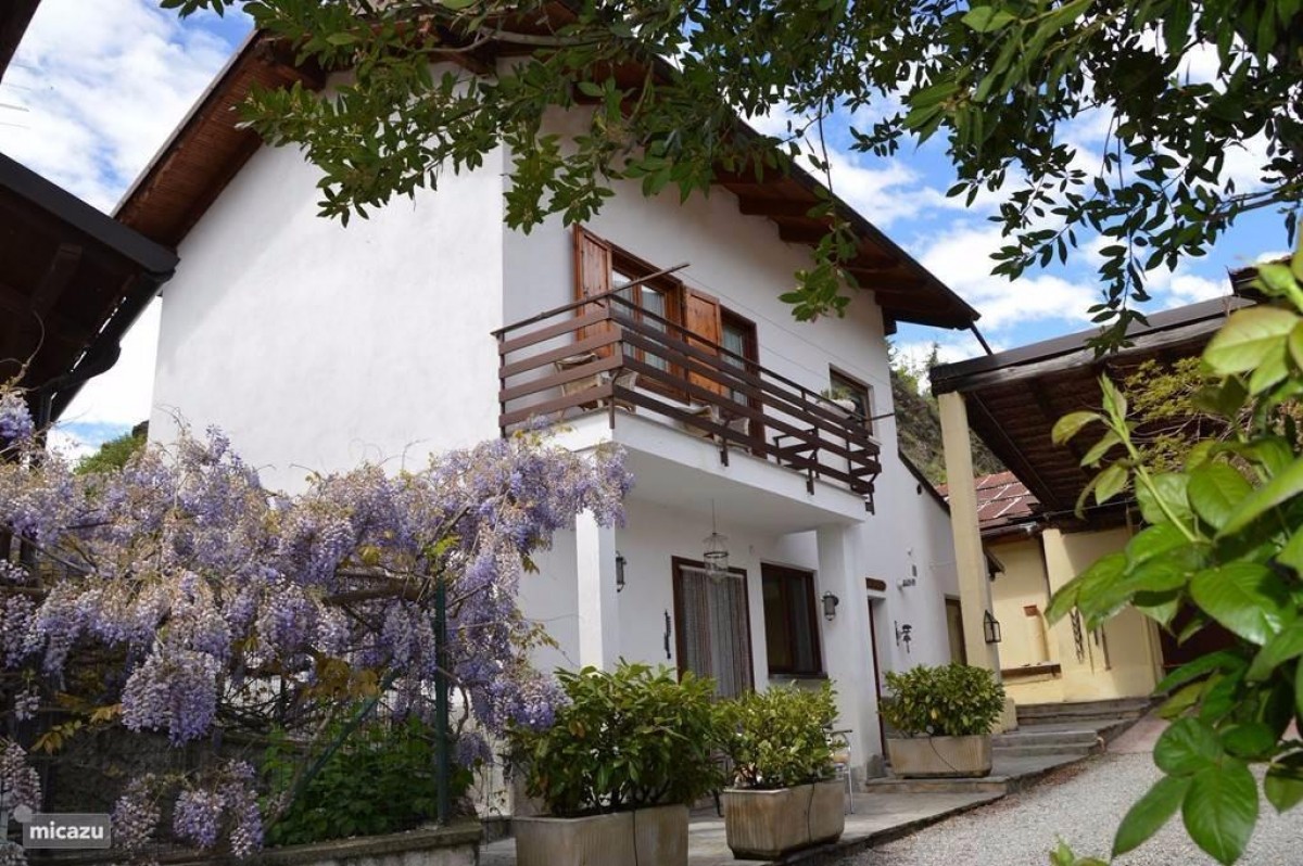 Vakantie villa huis Val di Susa Piemonte in prachtig natuurgebied header afbeelding