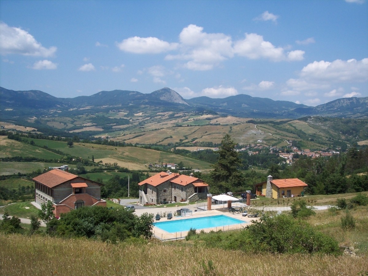 TOSCANE - Vakantiewoningen met zwembad Mugello streek header afbeelding