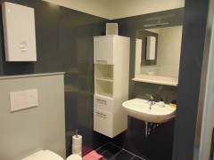 badkamer gelijkvloers (1).JPG
