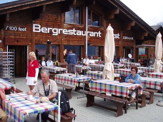 eten drinken uitgaan Zwitserland © M. van Horssen 